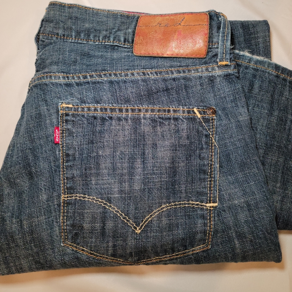 Men's Levi's Red jeans